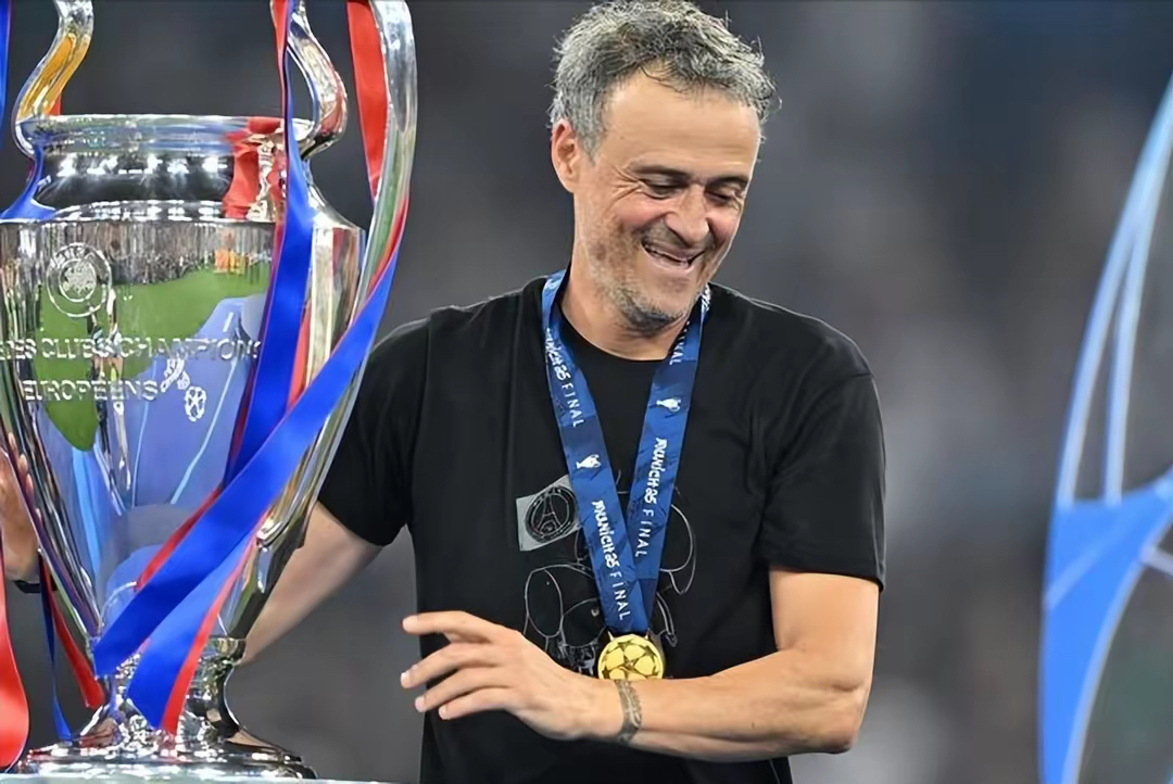 爱游戏体育-包含西甲倒计时，巴黎圣日耳曼赛后刷新队史纪录，细节引发关注，气氛紧张，高层口径保持一致的词条